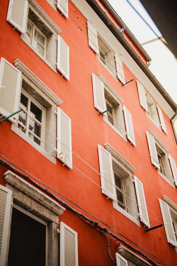 Monolocale Marino In Centro Storico Apartment Trieste Exterior photo