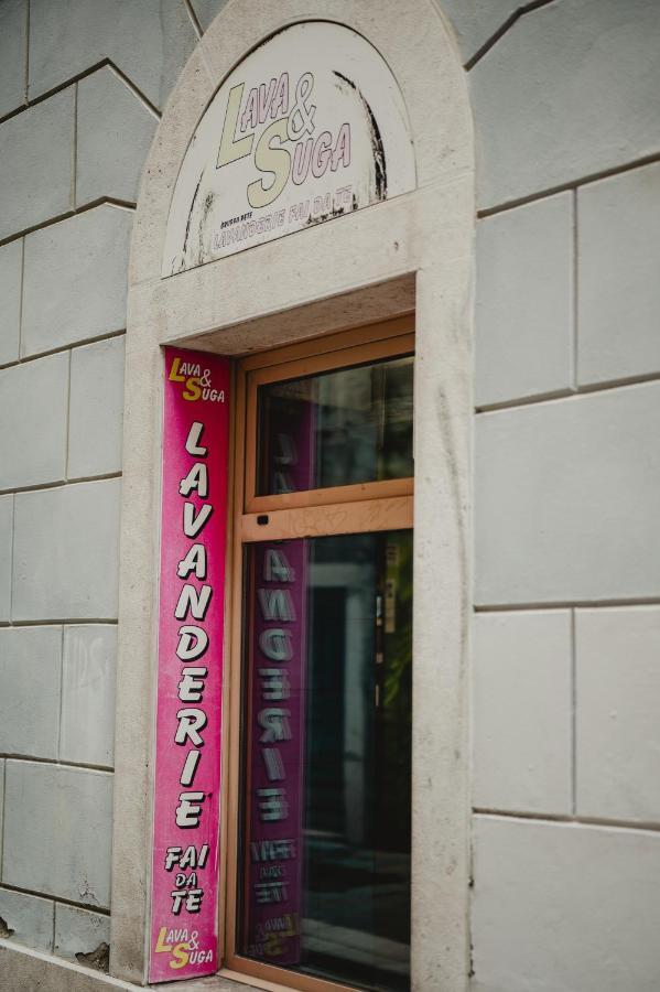 Monolocale Marino In Centro Storico Apartment Trieste Exterior photo